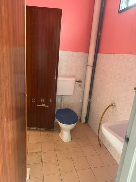 2-storey Terraced House for Sale in Saujana Damansara (Damansara Damai) - Chee Leng - Bathroom - PropertyGuru.com.my