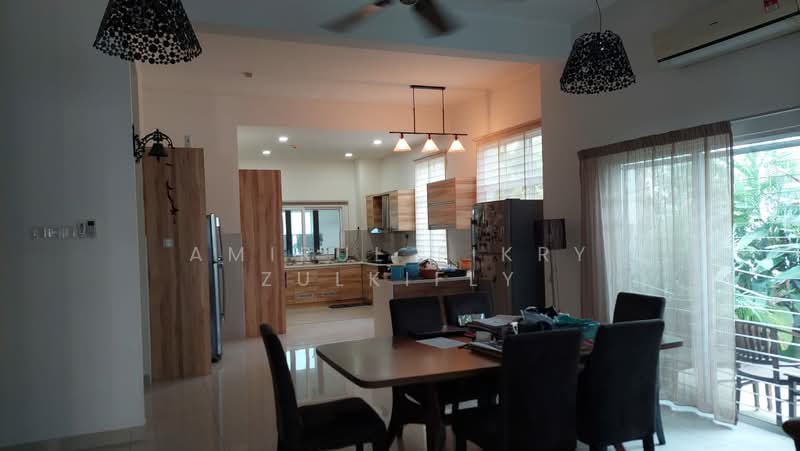 Perdana Lakeview East untuk Untuk Disewa - RM 5,800 /bulan, Mac 2026 - Dining Room - PropertyGuru.com.my