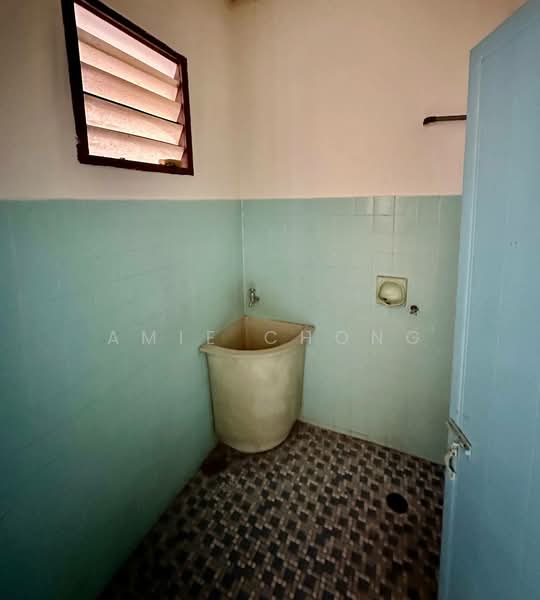 Untuk Dijual - Jalan Kuala Kangsar Freehold Single Storey Terrace House For Sale