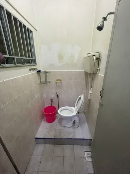 2-storey Terraced House for Sale in Kampung Pendamar (Klang) - Noah Lee - Bathroom - PropertyGuru.com.my