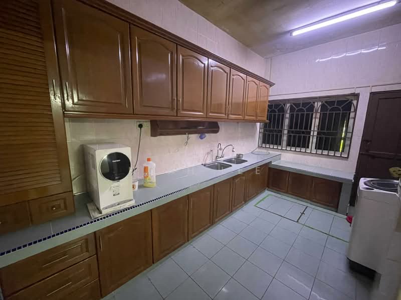 2-storey Terraced House for Sale in Kampung Pendamar (Klang) - Noah Lee - Kitchen - PropertyGuru.com.my