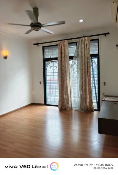 Semi-Detached House for Sale in Sungai Buloh (Selangor) - Gillian Tan - Living Room - PropertyGuru.com.my