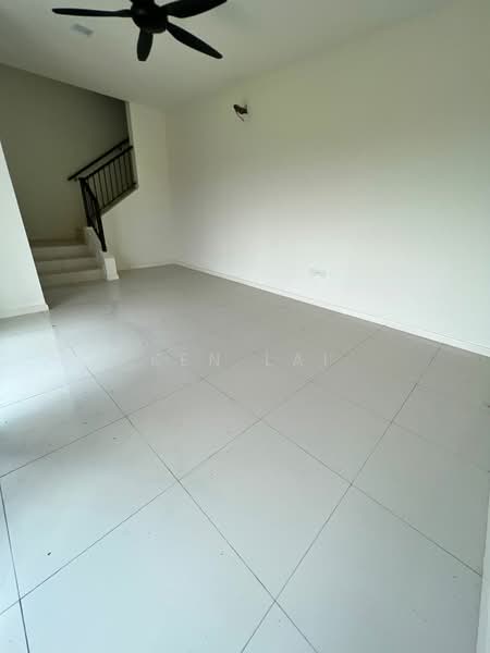 Semi-Detached House for Sale in Sungai Buloh (Selangor) - Ken Lai - Living Room - PropertyGuru.com.my