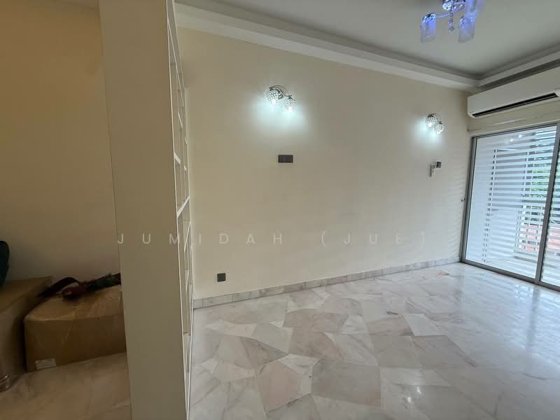 Kristal Court Robson Heights untuk Untuk Dijual - RM 480,000, Mac 2026 - Living Room - PropertyGuru.com.my