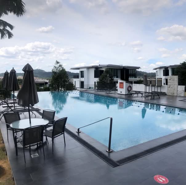 Duta Villa untuk Untuk Dijual - RM 1,720,000, Mac 2026 - Pool - PropertyGuru.com.my