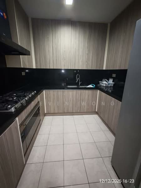 Service Residence for Sale at Pavilion Residences - Steven Wong - Kitchen - PropertyGuru.com.my