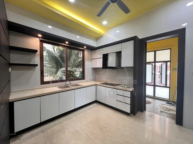 Bungalow for Sale in Kuala Lumpur (Kuala Lumpur) - Elaine Ding - Kitchen - PropertyGuru.com.my