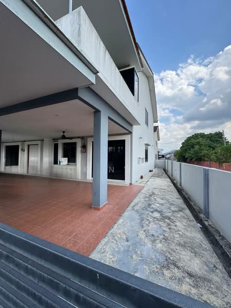 Ipoh bercham tropicana facing field renovated 2 storey corner house for sale untuk Untuk Dijual - RM 650,000, Mac 2026 - Exterior - PropertyGuru.com.my