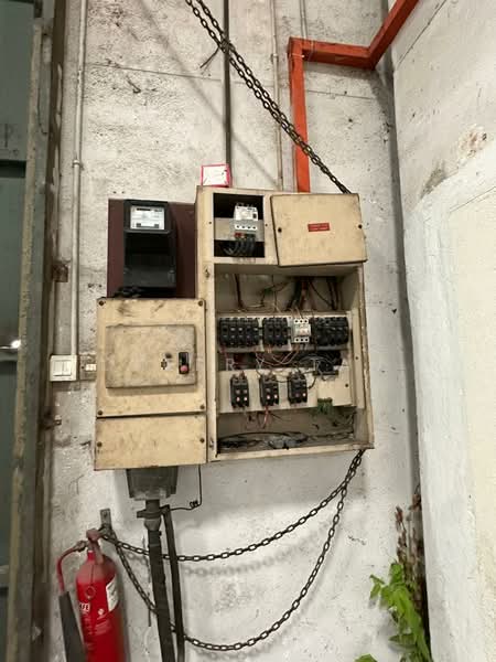 For Rent - jalan subang 2