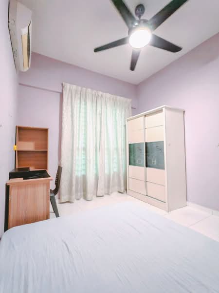 Condominium for Rent at The Golden Triangle Condominium - Mon Teoh - Bedroom - PropertyGuru.com.my