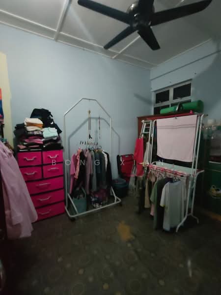 1-storey Terraced House for Sale in Kuching (Sarawak) - Bong Xian - Bedroom - PropertyGuru.com.my