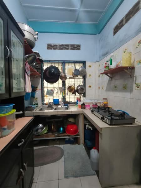 1-storey Terraced House for Sale in Kuching (Sarawak) - Bong Xian - Kitchen - PropertyGuru.com.my