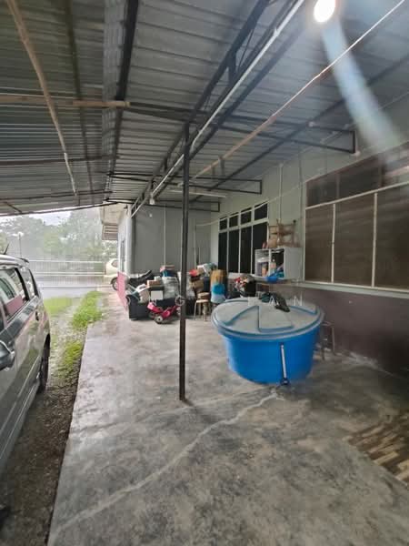 1-storey Terraced House for Sale in Kuching (Sarawak) - Bong Xian - Exterior - PropertyGuru.com.my