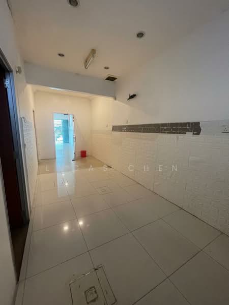 Jalan Kampar Pasir Puteh Ipoh Town Raja Permaisuri Bainun untuk Untuk Disewa - RM 2,200 /bulan, Apr 2026 - Corridor - PropertyGuru.com.my