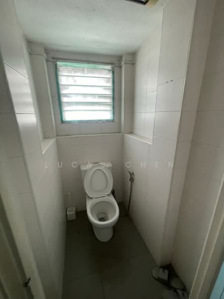 Jalan Kampar Pasir Puteh Ipoh Town Raja Permaisuri Bainun untuk Untuk Disewa - RM 2,200 /bulan, Apr 2026 - Bathroom - PropertyGuru.com.my