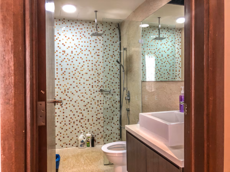 Regalia Residence untuk Untuk Disewa - RM 1,800 /bulan, Mac 2026 - Bathroom - PropertyGuru.com.my