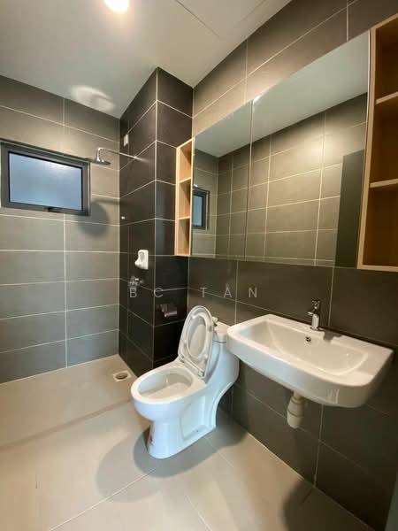 The Henge untuk Untuk Disewa - RM 2,300 /bulan, Mac 2026 - Bathroom - PropertyGuru.com.my