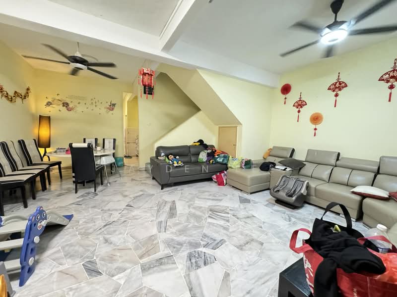Rumah Teres 2 Tingkat untuk Dijual di BANDAR PUCHONG JAYA (Puchong) - Jayden Lee - Living Room - PropertyGuru.com.my