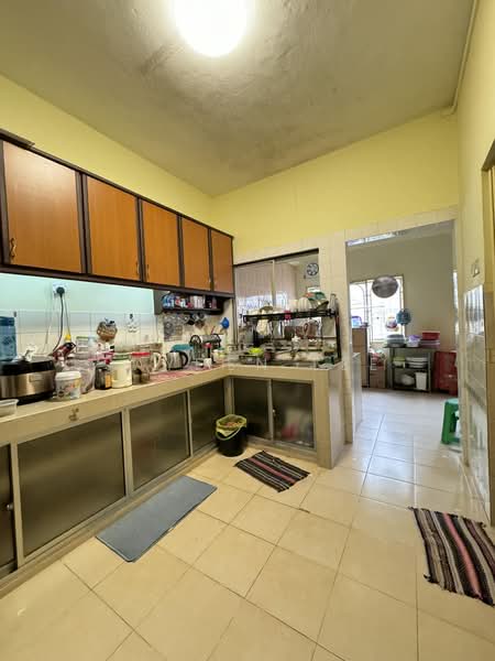 Rumah Teres 2 Tingkat untuk Dijual di BANDAR PUCHONG JAYA (Puchong) - Jayden Lee - Kitchen - PropertyGuru.com.my