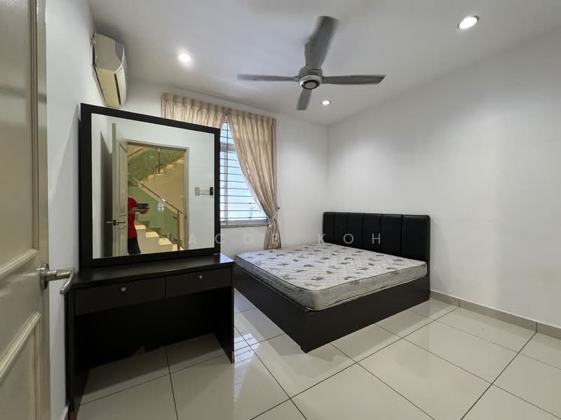 Taman Gaya untuk Untuk Disewa - RM 4,500 /bulan, Mac 2026 - Bedroom - PropertyGuru.com.my