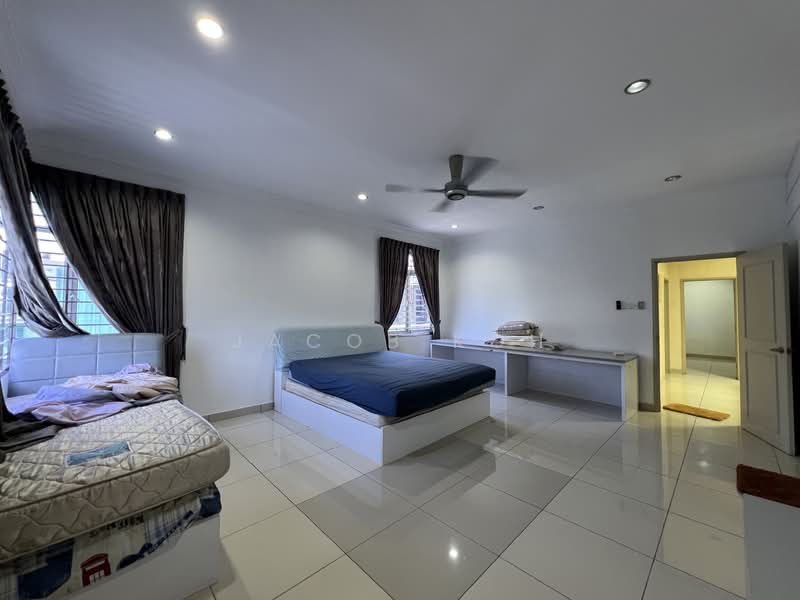 Taman Gaya untuk Untuk Disewa - RM 4,500 /bulan, Mac 2026 - Bedroom - PropertyGuru.com.my
