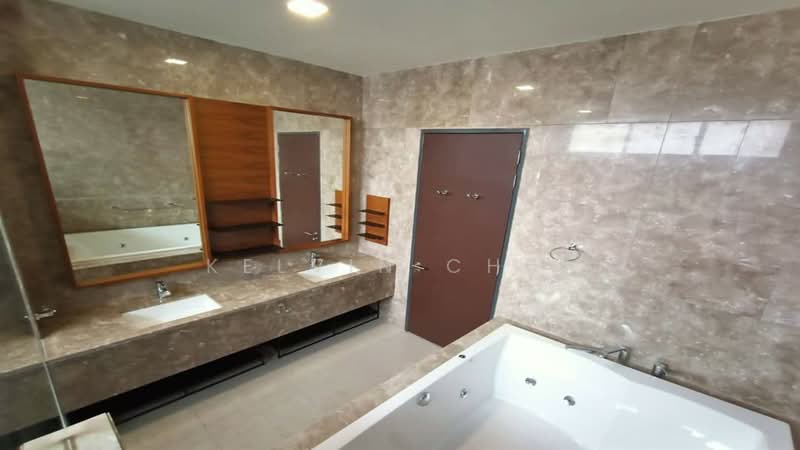 Noble Park Grand Pool Villas East Ledang untuk Untuk Disewa - RM 13,500 /bulan, Mac 2026 - Bathroom - PropertyGuru.com.my