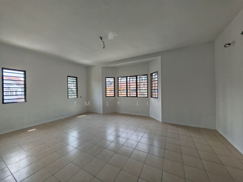 Semi-Detached House for Rent in Klang (Selangor) - Emily Lim - Living Room - PropertyGuru.com.my