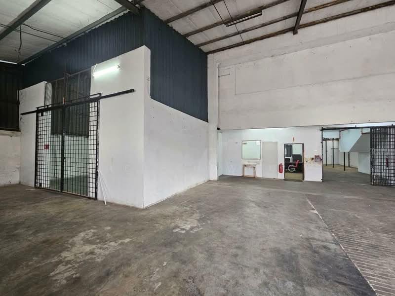 Factory for Rent in Taman Desa Jaya (Johor Bahru) - Shereen Wong - Interior - PropertyGuru.com.my