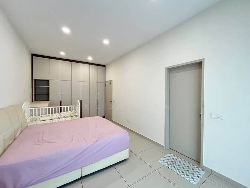 Rumah Teres 2 Tingkat untuk Dijual di Kota Kemuning (Shah Alam) - Anddy Gan - Bedroom - PropertyGuru.com.my