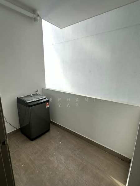 SKS Habitat untuk Untuk Disewa - RM 2,500 /bulan, Mac 2026 - Balcony - PropertyGuru.com.my