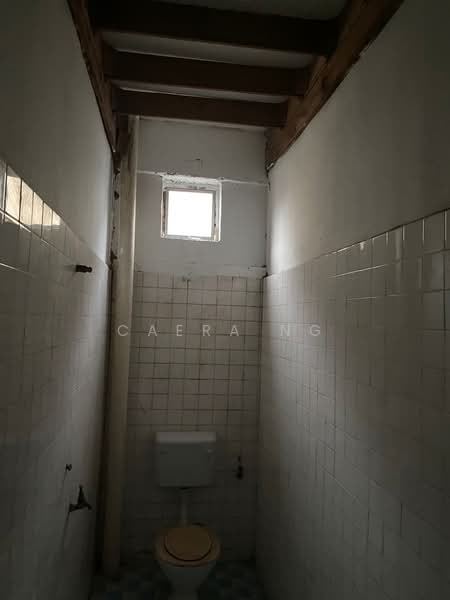 Kulai Light Industrial Park untuk Untuk Disewa - RM 3,000 /bulan, Mac 2026 - Bathroom - PropertyGuru.com.my