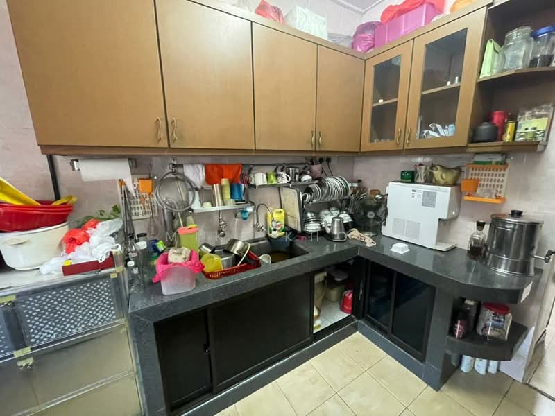 1-storey Terraced House for Sale in Kota Pendamar (Klang) - Mike Khor - Kitchen - PropertyGuru.com.my