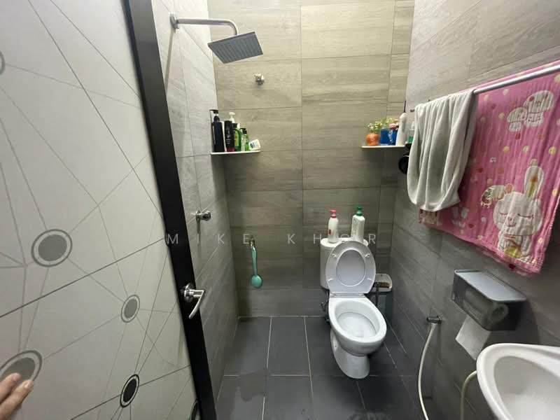 1-storey Terraced House for Sale in Kota Pendamar (Klang) - Mike Khor - Bathroom - PropertyGuru.com.my