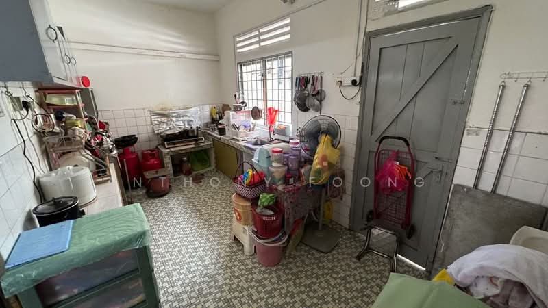 Rumah Teres 2 Tingkat untuk Dijual di Taman Paramount (Petaling Jaya) - Anthony Foong - Kitchen - PropertyGuru.com.my