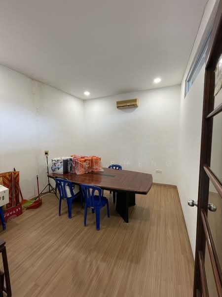 Warehouse for Sale in Kawasan Perindustrian Ayer Keroh (Ayer Keroh) - Vinc Pheng - Interior - PropertyGuru.com.my