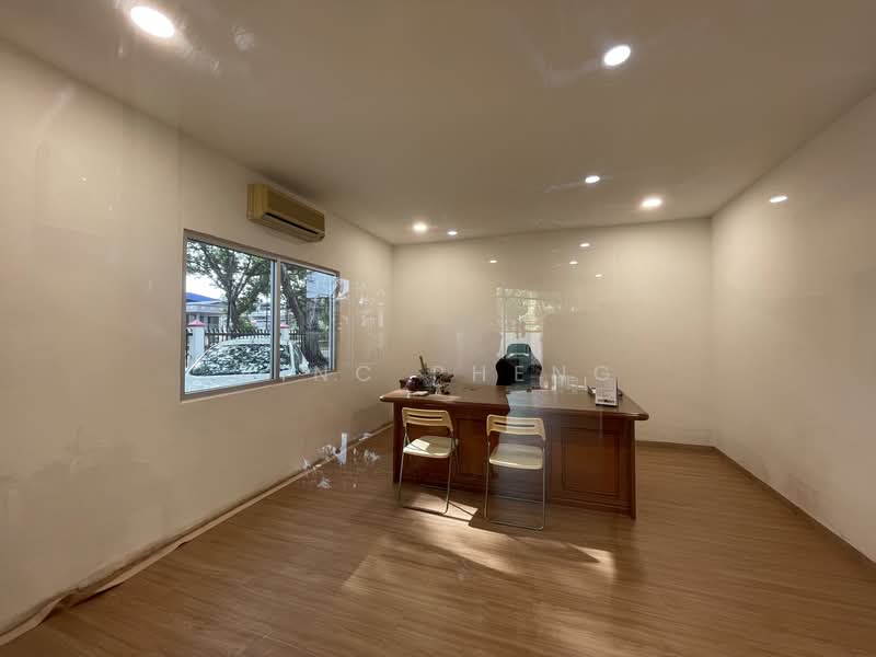 Warehouse for Sale in Kawasan Perindustrian Ayer Keroh (Ayer Keroh) - Vinc Pheng - Study - PropertyGuru.com.my