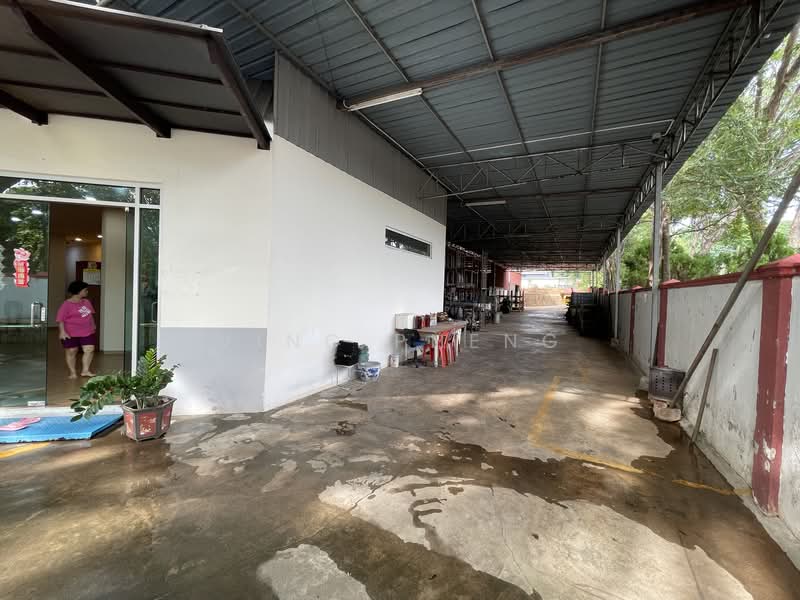 Warehouse for Sale in Kawasan Perindustrian Ayer Keroh (Ayer Keroh) - Vinc Pheng - Exterior - PropertyGuru.com.my