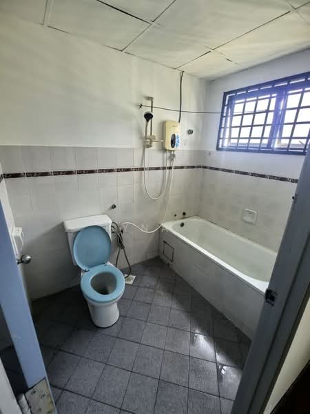 Seri Mutiara Apartment untuk Untuk Dijual - RM 375,000, Mac 2026 - Bathroom - PropertyGuru.com.my