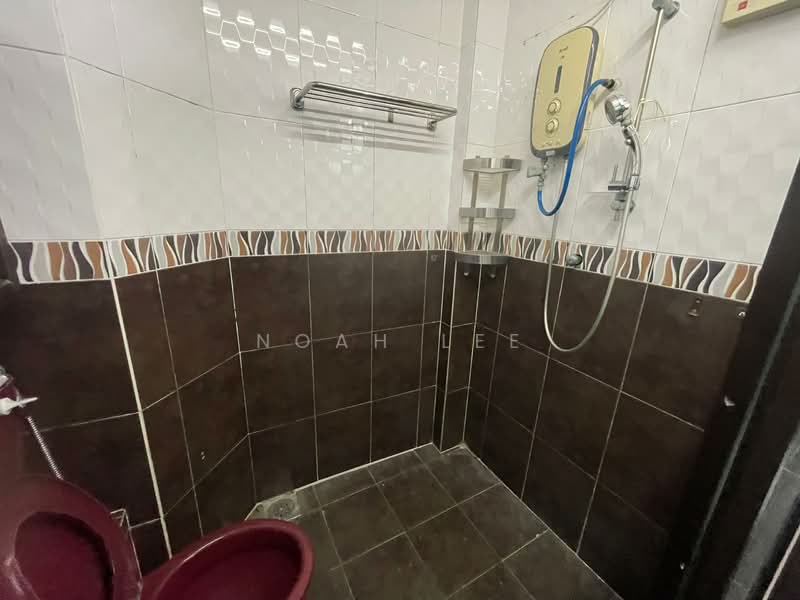 Taman Teluk Gedung Indah untuk Untuk Dijual - RM 1,000,000, Mac 2026 - Bathroom - PropertyGuru.com.my