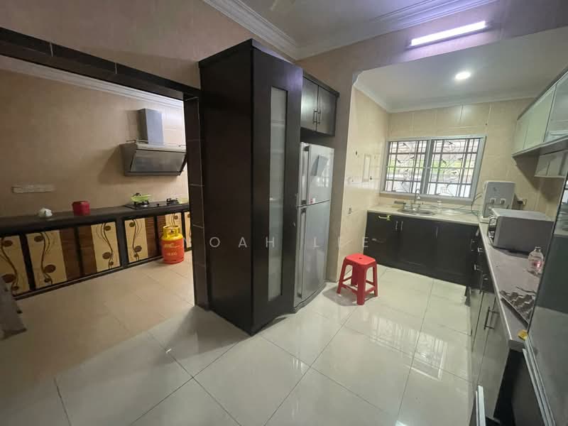 Taman Teluk Gedung Indah untuk Untuk Dijual - RM 1,000,000, Mac 2026 - Kitchen - PropertyGuru.com.my