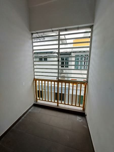 TAMAN JASA INTAN untuk Untuk Dijual - RM 735,000, Mac 2026 - Balcony - PropertyGuru.com.my