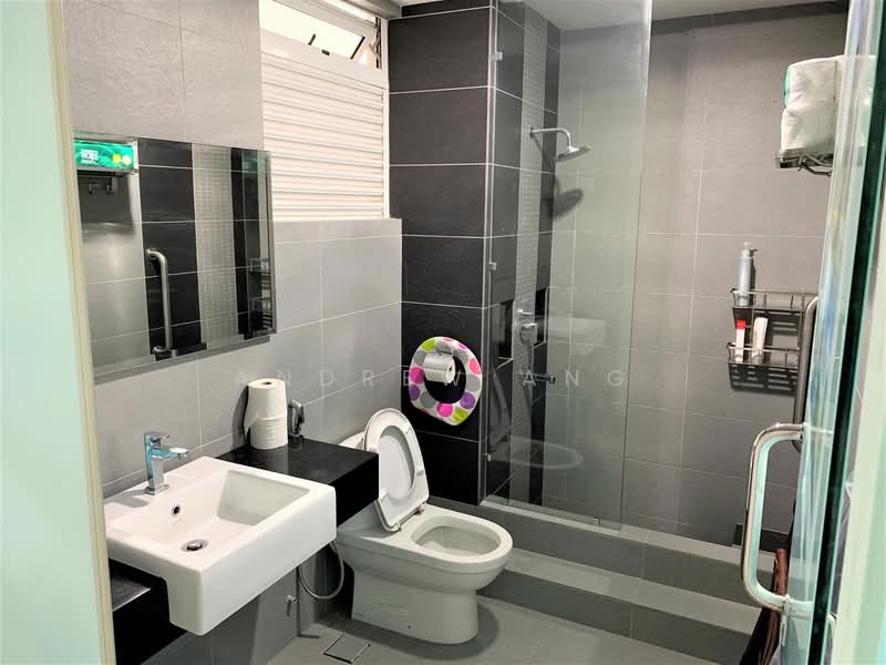 Tropez Residences untuk Untuk Disewa - RM 2,000 /bulan, Mac 2026 - Bathroom - PropertyGuru.com.my