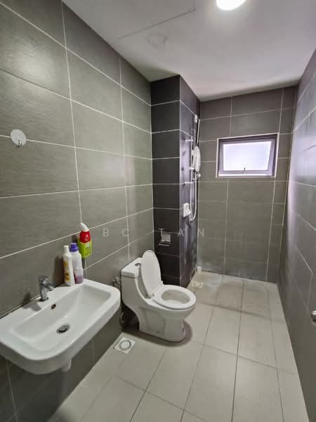Condominium for Sale at The Henge - BC TAN - Bathroom - PropertyGuru.com.my