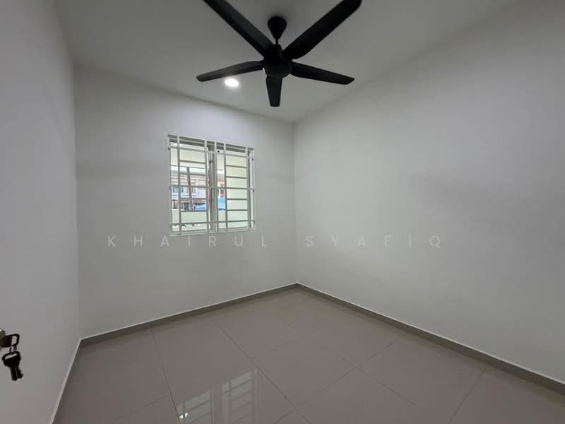 1-storey Terraced House for Sale in Pekan Kapar (Kapar) - Khairul Syafiq - Interior - PropertyGuru.com.my