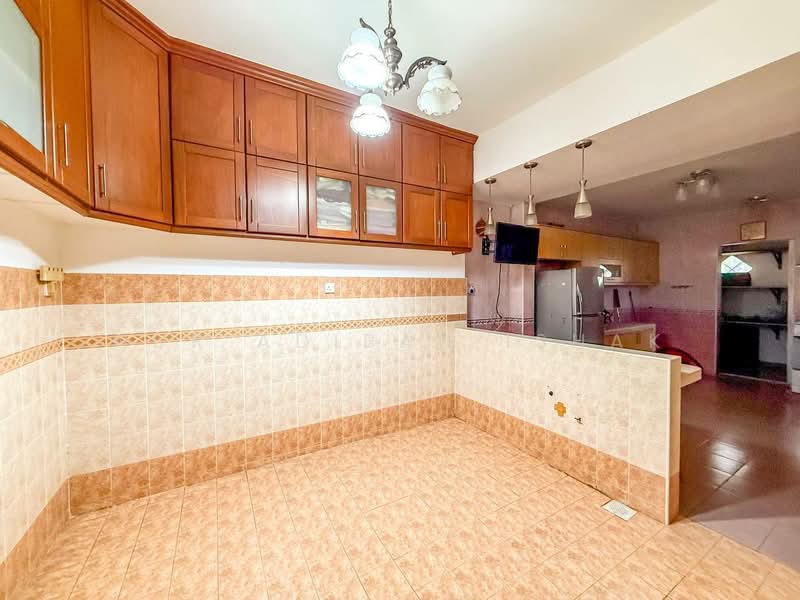 Facing Open 2 Storey Terrace Bandar Baru Bangi untuk Untuk Dijual - RM 590,000, Mac 2026 - Kitchen - PropertyGuru.com.my