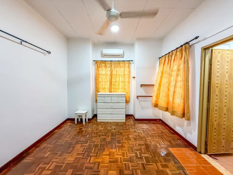 Facing Open 2 Storey Terrace Bandar Baru Bangi untuk Untuk Dijual - RM 590,000, Mac 2026 - Interior - PropertyGuru.com.my