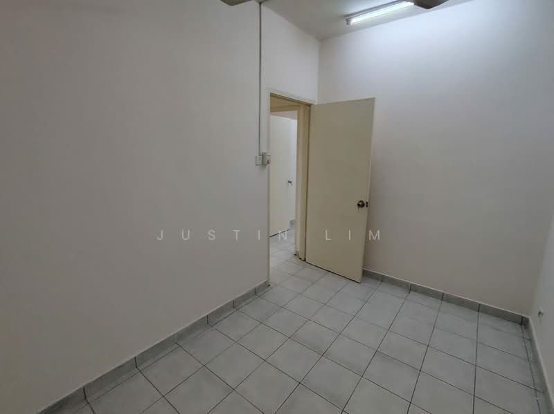 Apartment for Sale at Pangsapuri Sri Cempaka - Justin Lim - PropertyGuru.com.my
