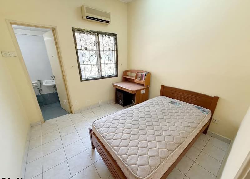 Value Buy Renovated & Kitchen Extended 2 Sty Bandar Botanic Klang untuk Untuk Dijual - RM 620,000, Mac 2026 - PropertyGuru.com.my