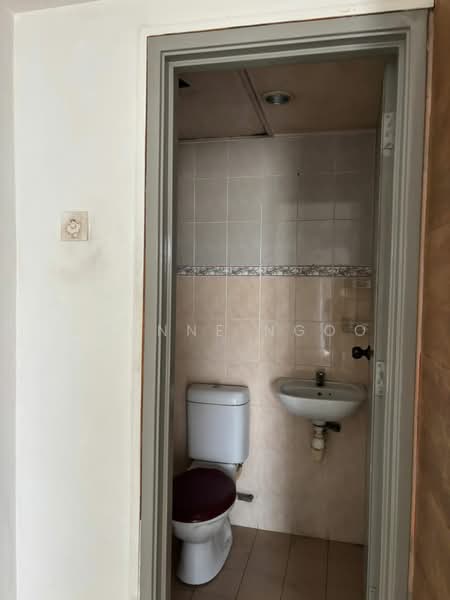 Townhouse for Rent in Johor Bahru (Johor) - Joanne Ngoo - Bathroom - PropertyGuru.com.my