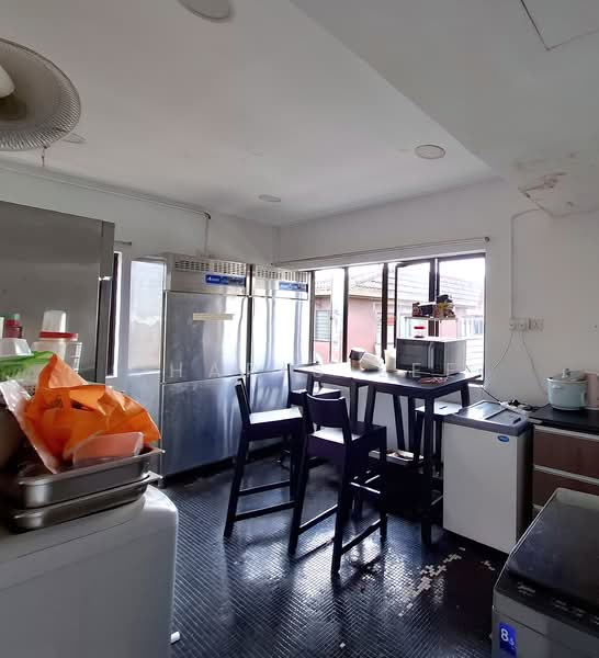 Shop for Rent in Taman Tun Dr Ismail (Kuala Lumpur) - Charis Lee - Kitchen - PropertyGuru.com.my